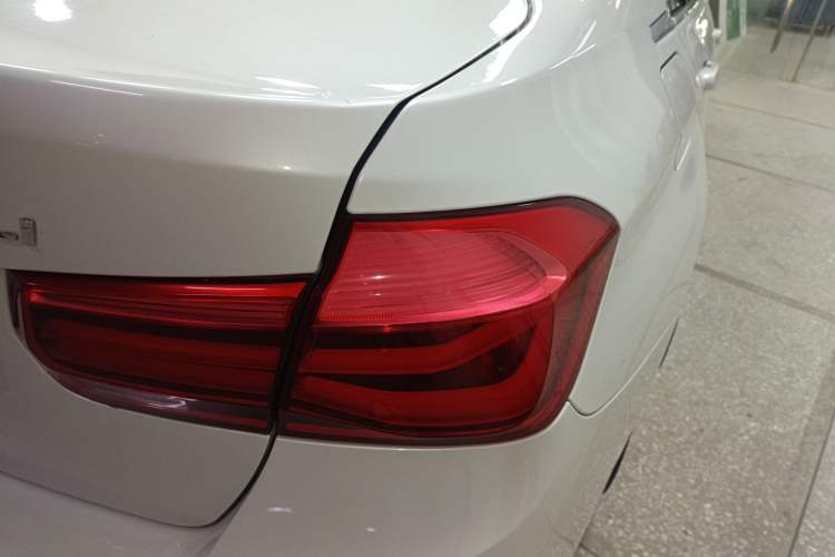 Used BMW 3 Series 2016 320Li Fashion Model Right Rear Taillight