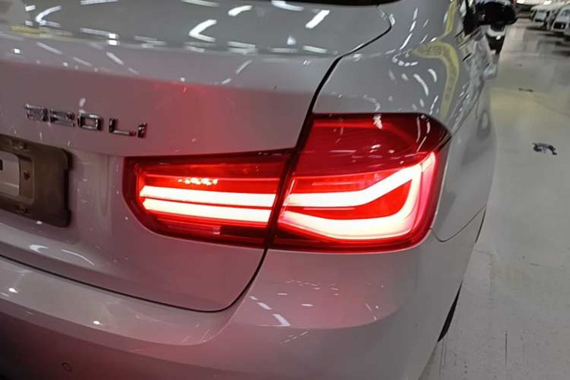 Used BMW 3 Series 2016 320Li Fashion Model Right Rear Taillight