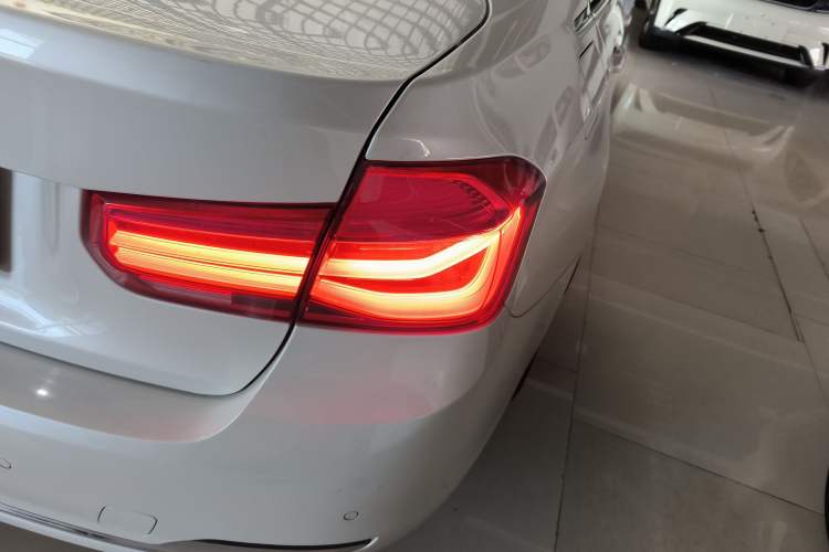 Used BMW 3 Series 2016 320Li Ambition Model Right Rear Taillight
