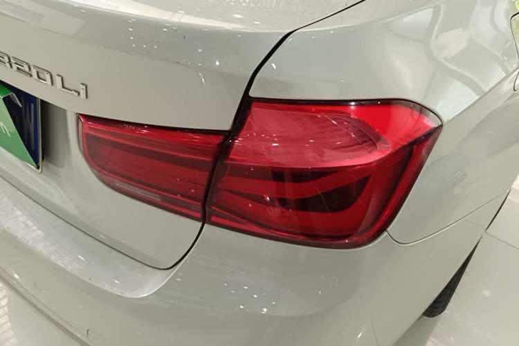 Used BMW 3 Series 2016 320Li Ambition Model Right Rear Taillight