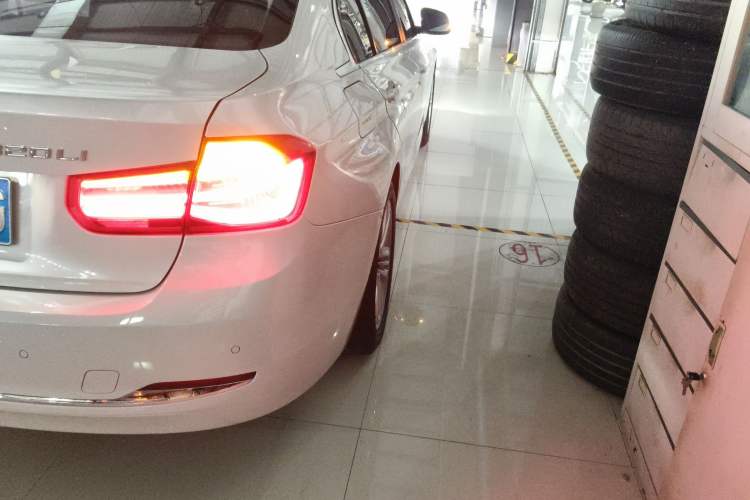 Used BMW 3 Series 2016 320Li Ambition Model Right Rear Taillight