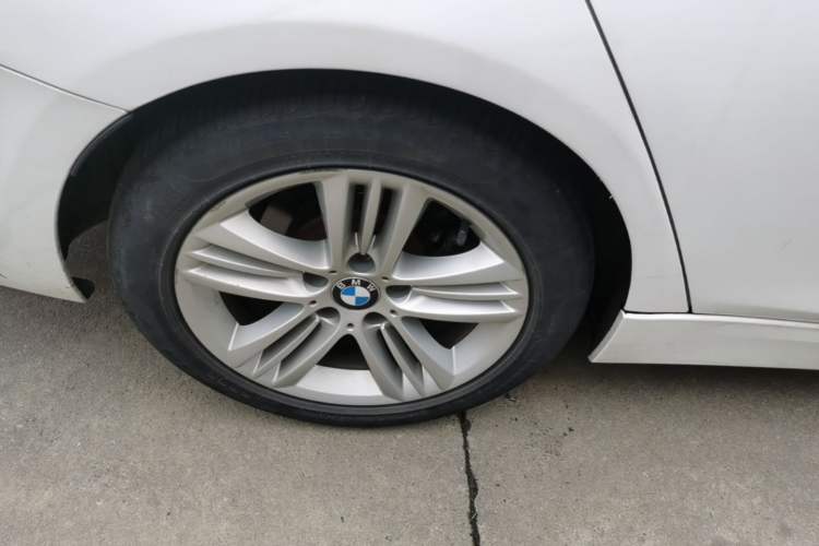 Used BMW 3 Series 2016 320Li Ambition Model Right Rear Wheel Hub