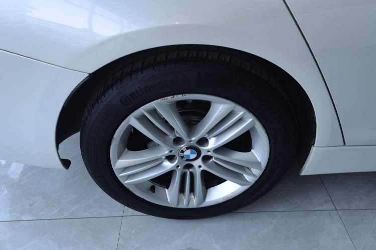 Used BMW 3 Series 2016 320Li Ambition Model Right Rear Wheel Hub