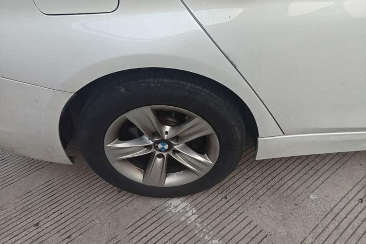 Used BMW 3 Series 2016 316Li Fashion Model Right Rear Wheel Hub