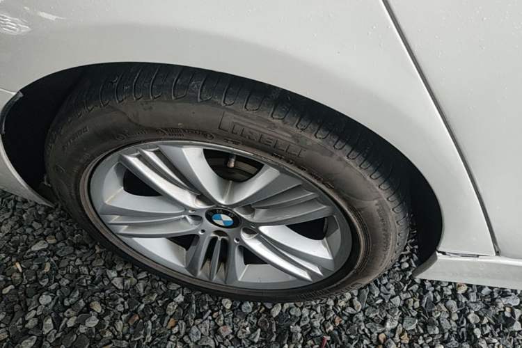 Used BMW 3 Series 2016 320Li Ambition Model Right Rear Wheel Hub