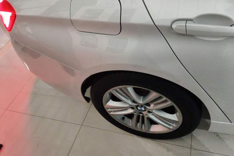 Used BMW 3 Series 2016 320Li Ambition Model Right Rear Wheel Hub