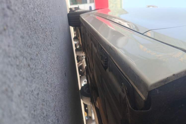 Used BMW 3 Series 2016 320Li Ambition Model Right Side Sill