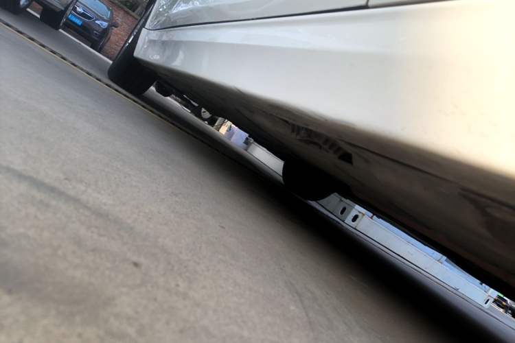 Used BMW 3 Series 2016 320Li Fashion Model Right Side Sill
