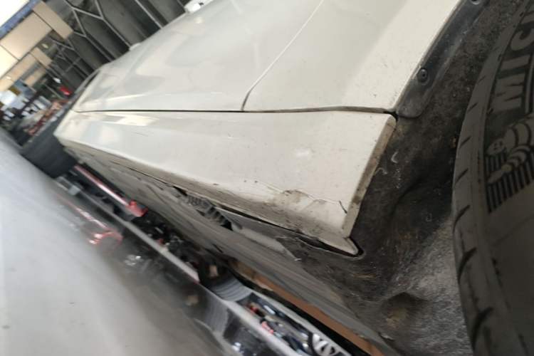 Used BMW 3 Series 2016 320Li Ambition Model Right Side Sill
