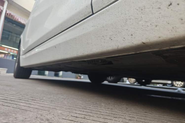 Used BMW 3 Series 2016 316Li Fashion Model Right Side Sill