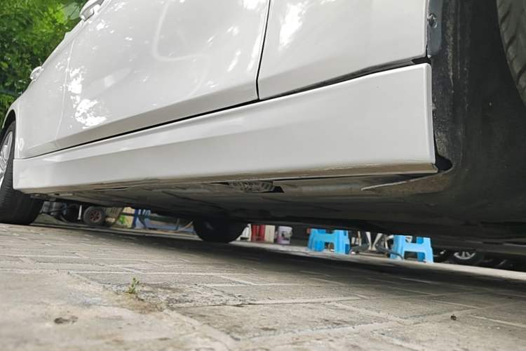 Used BMW 3 Series 2016 320Li Ambition Model Right Side Sill