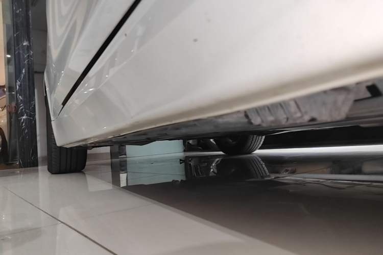 Used BMW 3 Series 2016 320Li Ambition Model Right Side Sill