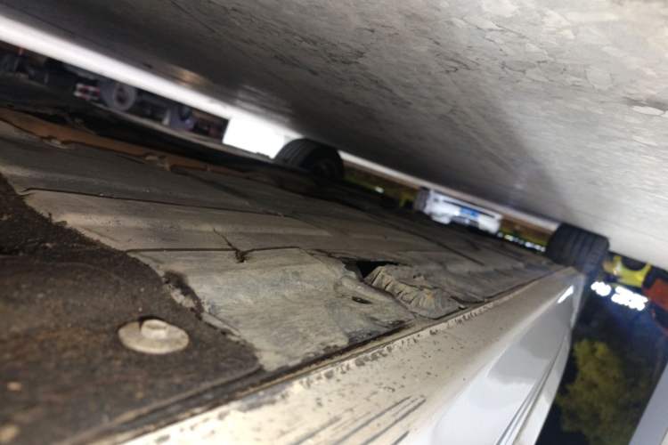 Used BMW 3 Series 2016 320Li Fashion Model Right Side Sill