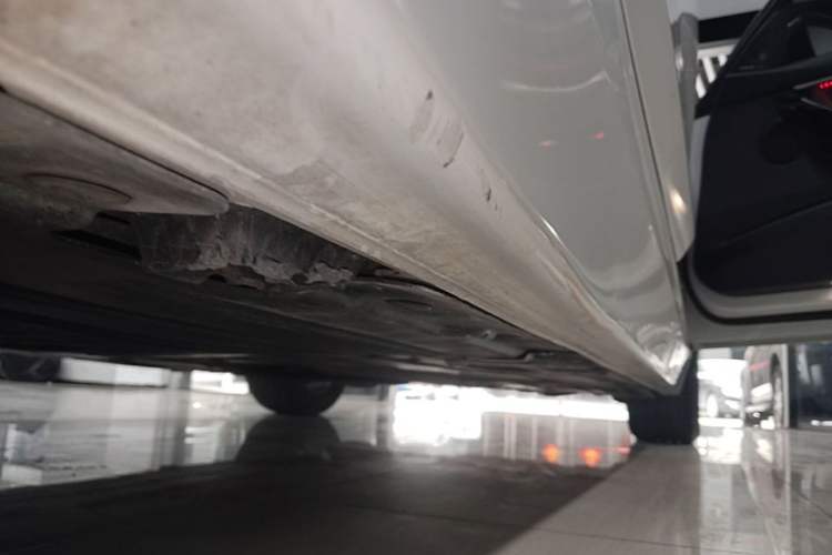 Used BMW 3 Series 2016 320Li Ambition Model Right Side Sill