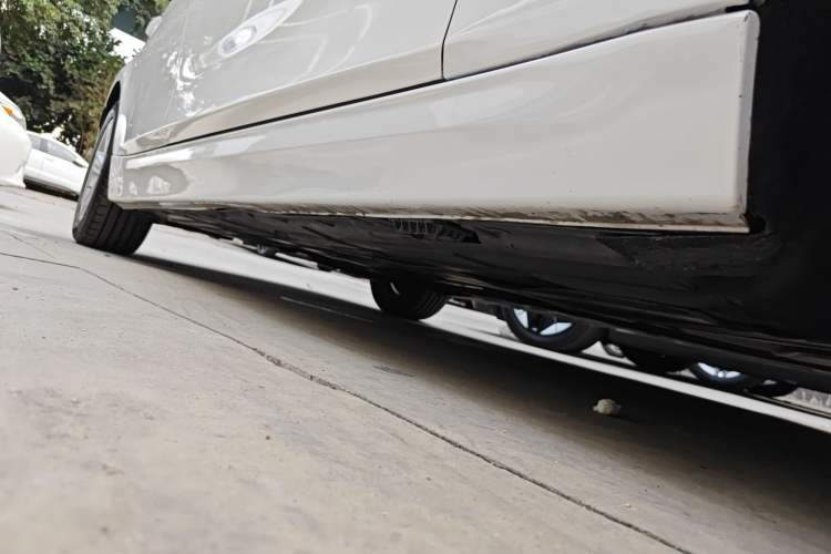 Used BMW 3 Series 2016 316Li Fashion Model Right Side Sill