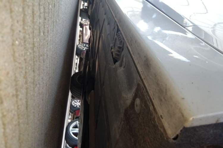 Used BMW 3 Series 2016 320i Fashion Model Right Side Sill