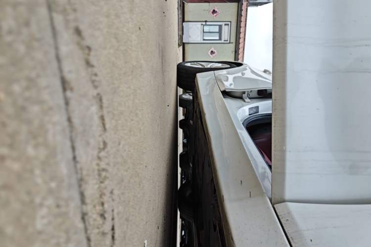 Used BMW 3 Series 2016 320i Fashion Model Right Side Sill