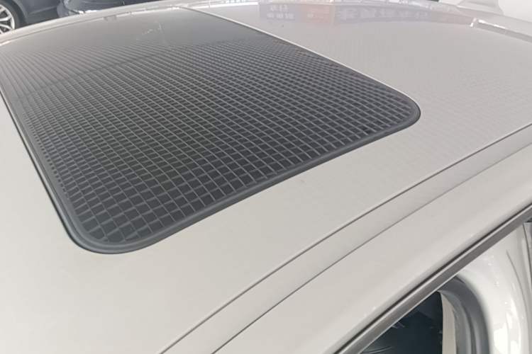 Used BMW 3 Series 2016 320Li Fashion Model Roof