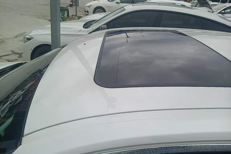 Used BMW 3 Series 2016 320Li Ambition Model Roof