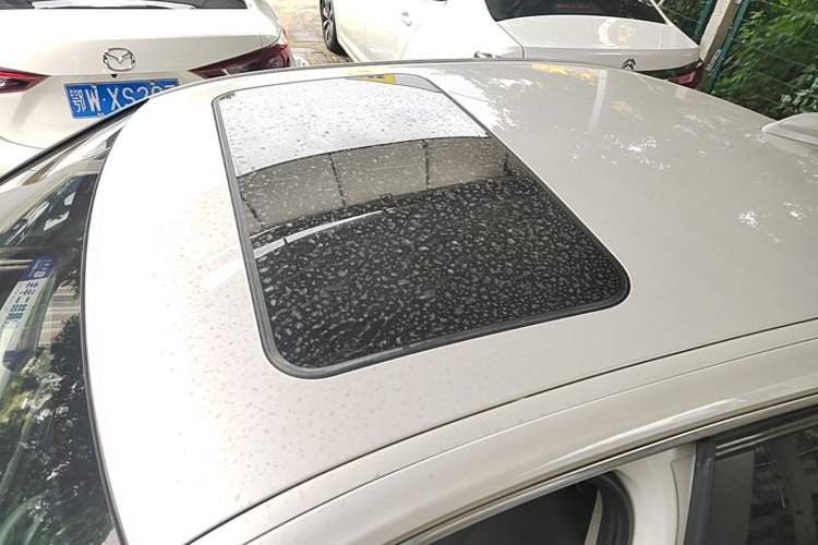 Used BMW 3 Series 2016 320Li Ambition Model Roof