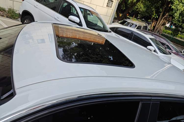 Used BMW 3 Series 2016 316Li Fashion Model Roof