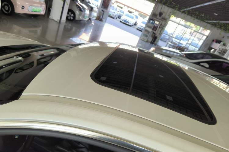 Used BMW 3 Series 2016 320Li Ambition Model Roof