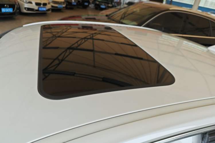 Used BMW 3 Series 2016 316Li Fashion Model Roof