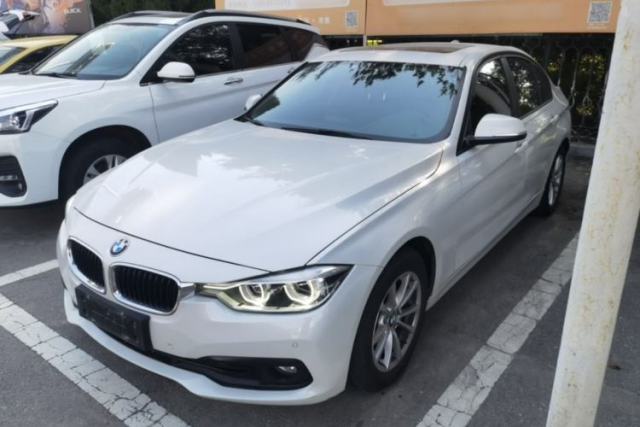 Used BMW 3 Series 2016 316i Fashion Model