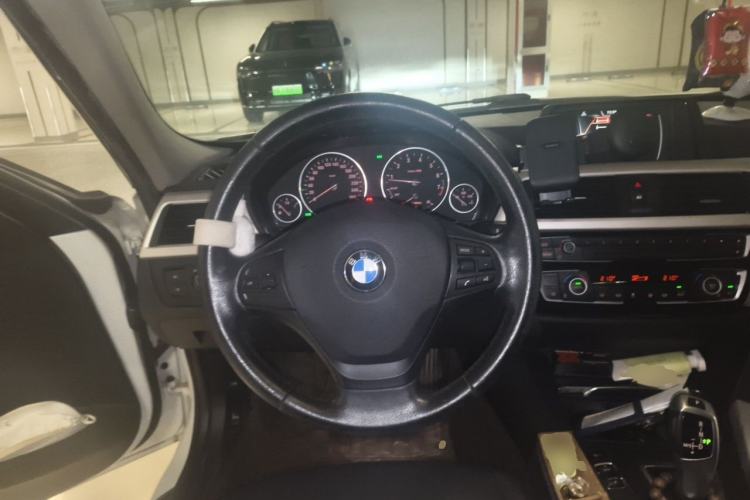 Used BMW 3 Series 2016 320Li Ambition Model Steering Wheel
