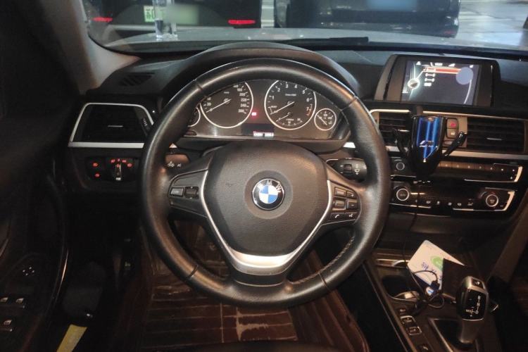 Used BMW 3 Series 2016 316i Fashion Model Steering Wheel