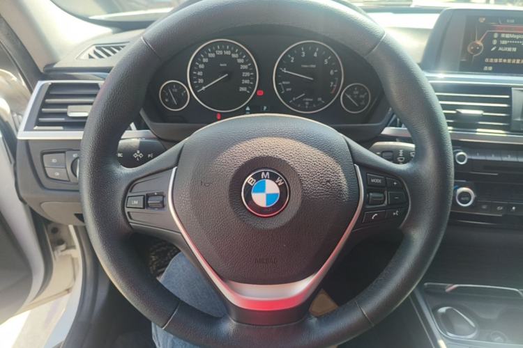 Used BMW 3 Series 2016 320Li Ambition Model Steering Wheel
