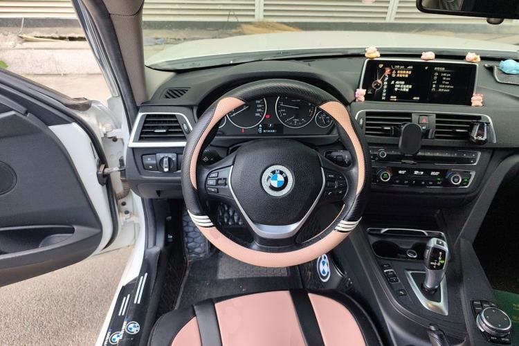 Used BMW 3 Series 2016 320Li Ambition Model Steering Wheel