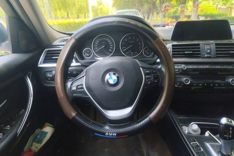 Used BMW 3 Series 2016 320Li Fashion Model Steering Wheel