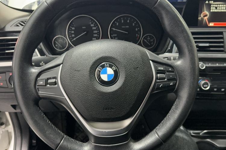 Used BMW 3 Series 2016 320Li Fashion Model Steering Wheel