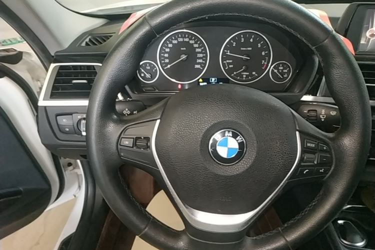Used BMW 3 Series 2016 320Li Ambition Model Steering Wheel