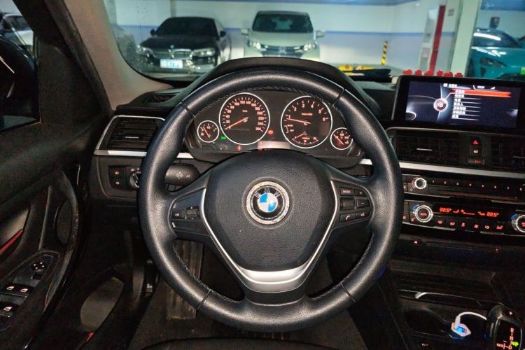 Used BMW 3 Series 2016 320Li Ambition Model Steering Wheel