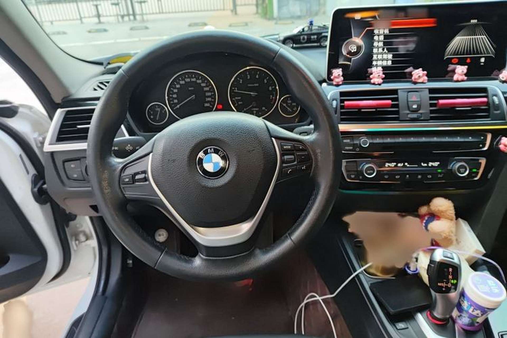 Used BMW 3 Series 2016 320i Fashion Model Steering Wheel