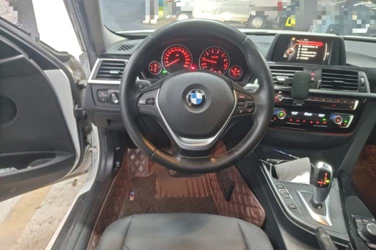 Used BMW 3 Series 2016 320Li Ambition Model Steering Wheel
