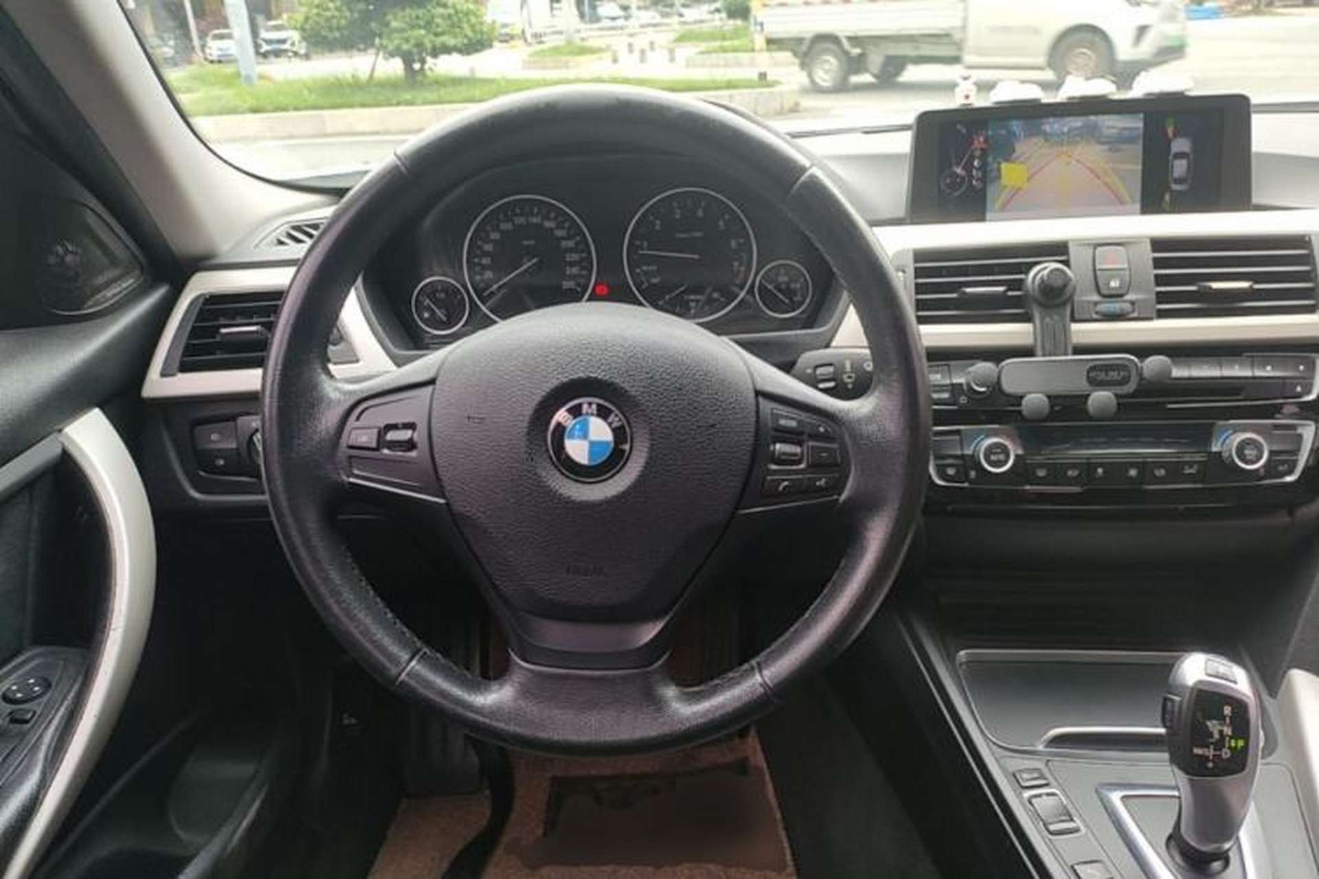 Used BMW 3 Series 2016 320Li Ambition Model Steering Wheel
