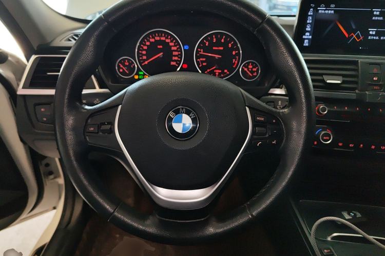 Used BMW 3 Series 2016 320Li Ambition Model Steering Wheel