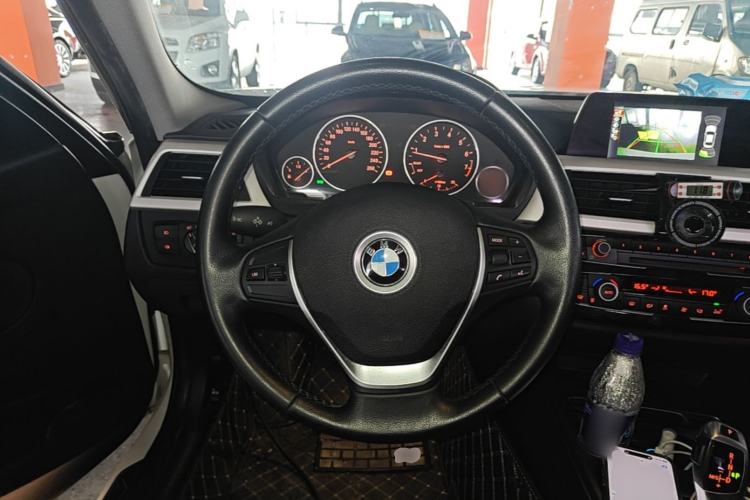 Used BMW 3 Series 2016 320Li Fashion Model Steering Wheel