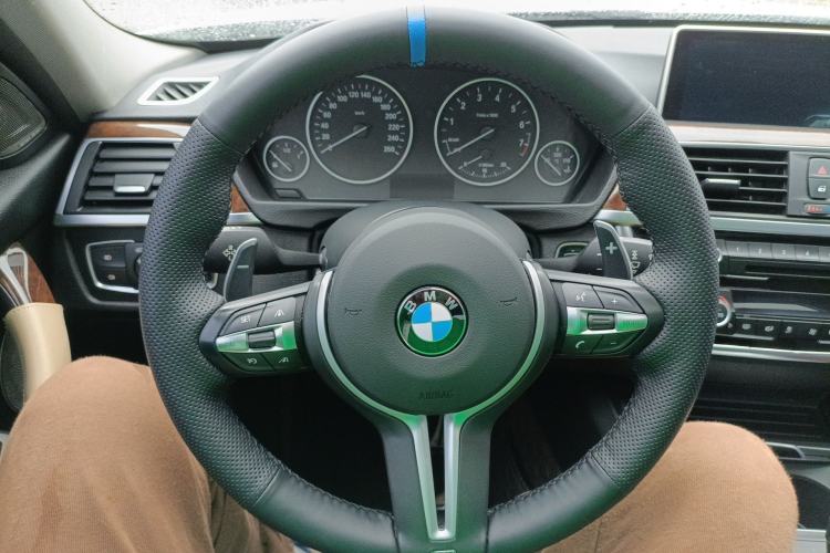 Used BMW 3 Series 2016 320Li Fashion Model Steering Wheel