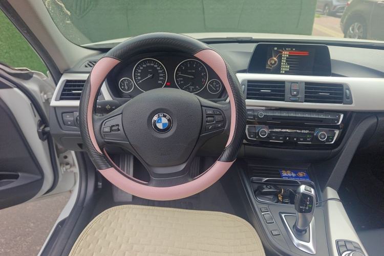 Used BMW 3 Series 2016 320Li Fashion Model Steering Wheel