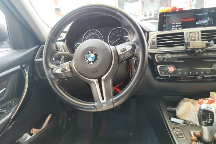 Used BMW 3 Series 2016 320Li Ambition Model Steering Wheel