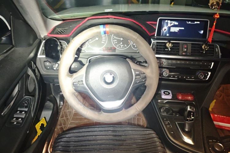 Used BMW 3 Series 2016 320Li Fashion Model Steering Wheel