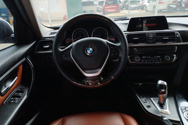 Used BMW 3 Series 2016 320Li Fashion Model Steering Wheel