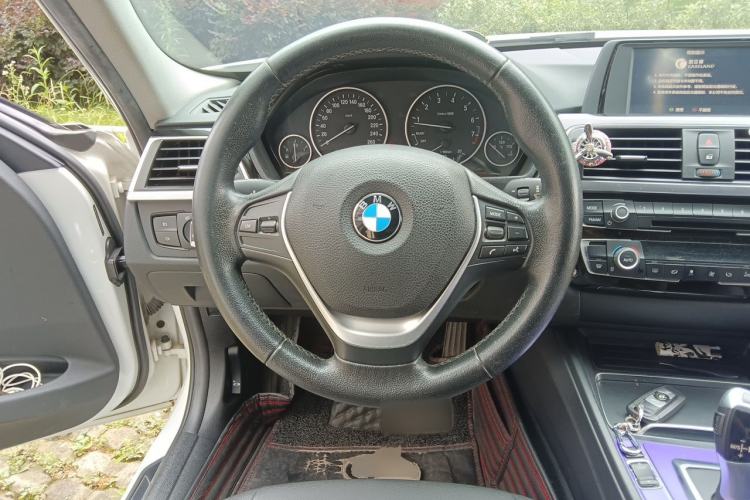 Used BMW 3 Series 2016 320Li Ambition Model Steering Wheel
