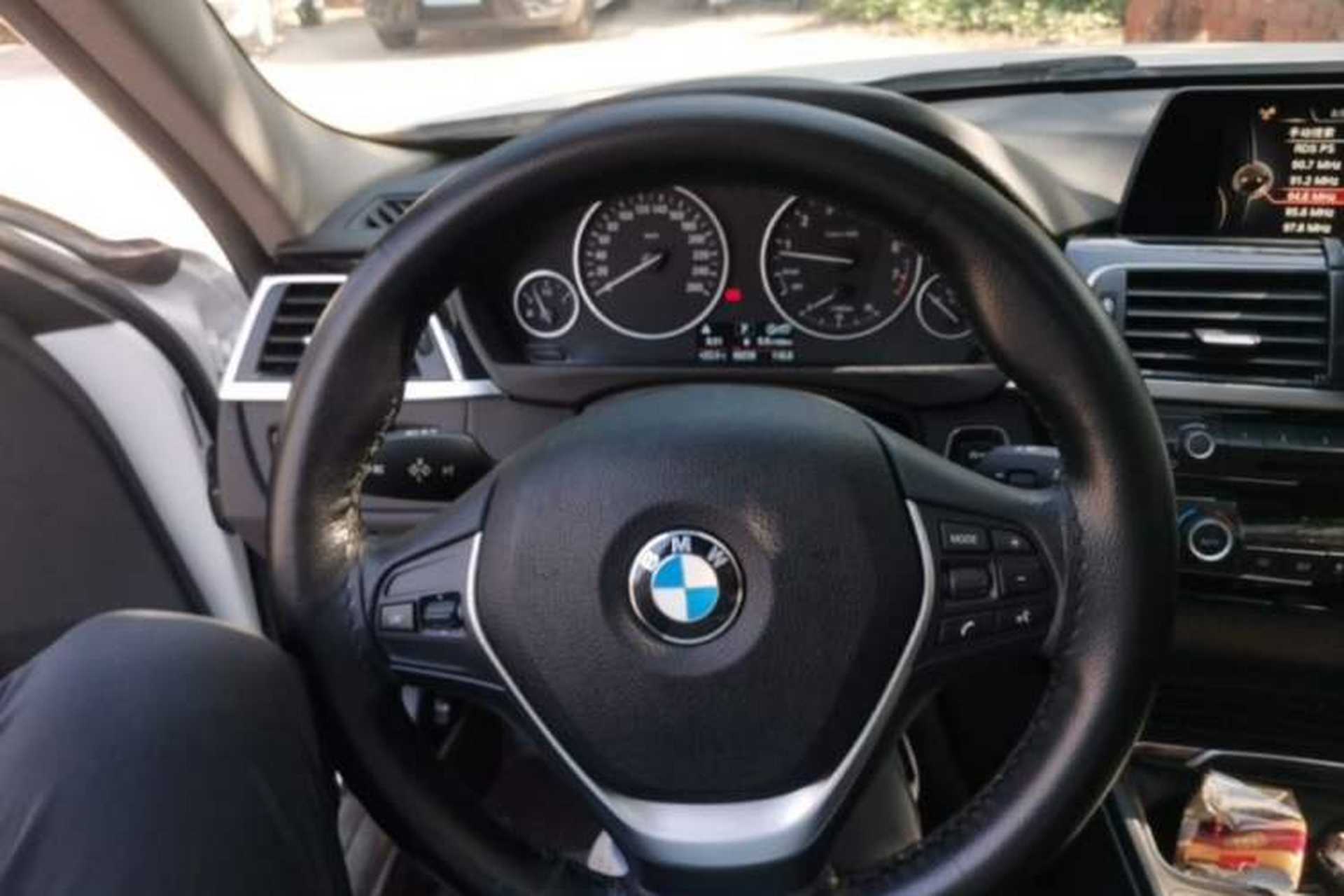 Used BMW 3 Series 2016 320Li Fashion Model Steering Wheel