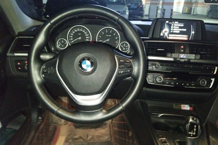 Used BMW 3 Series 2016 320Li Ambition Model Steering Wheel