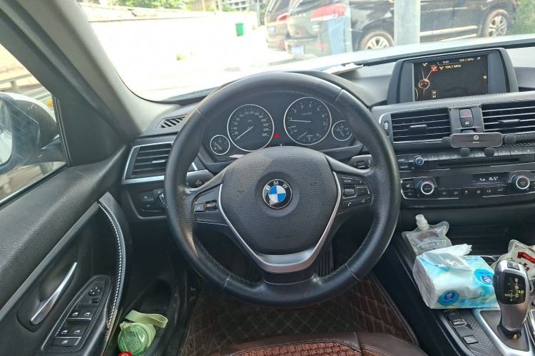 Used BMW 3 Series 2016 320Li Ambition Model Steering Wheel